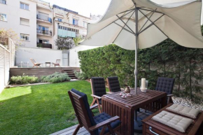 Отель Apartment Barcelona Rentals - Private Pool and Garden Center  Барселона